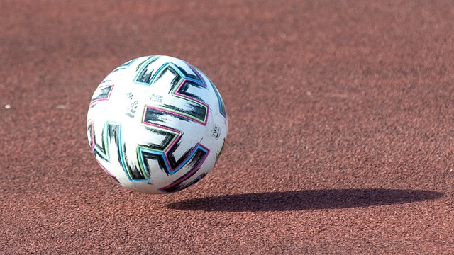 黄潜并非没 黄潜并非没